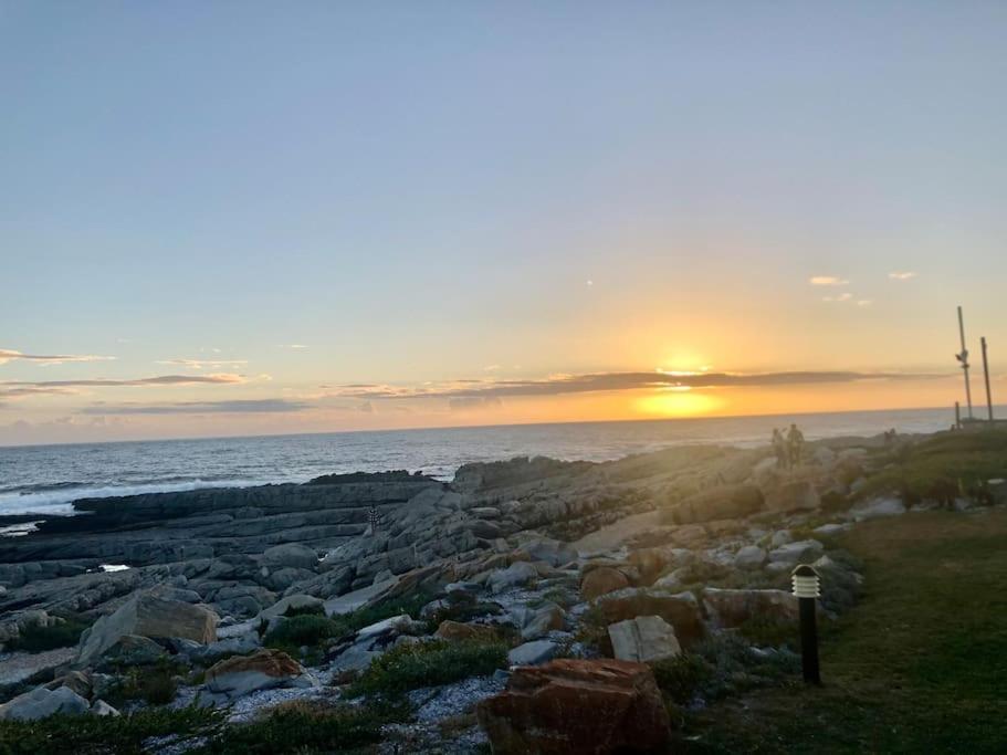 Villa Whales & Waves Hermanus Exterior foto
